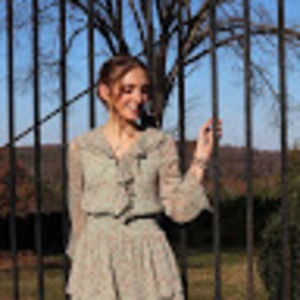 Meet your Posher, Liz